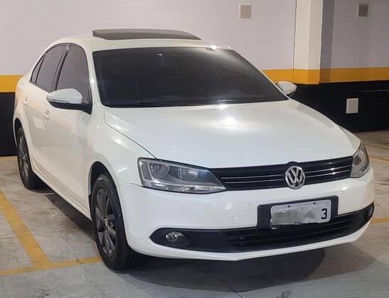 VOLKSWAGEN JETTA 2.0 COMFORTLINE FLEX 4P TIPTRONIC VOLKSWAGEN JETTA 2.0 COMFORTLINE FLEX 4P TIPTRONIC